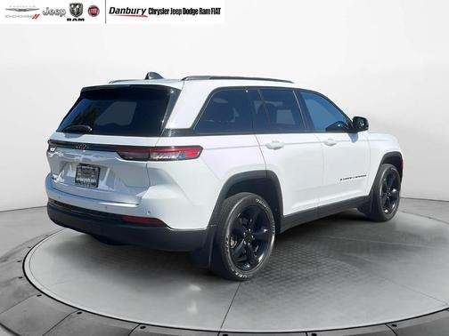 2023 Jeep Grand Cherokee Altitude