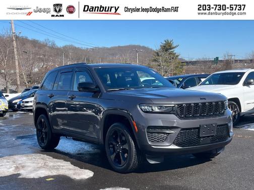 2023 Jeep Grand Cherokee Altitude