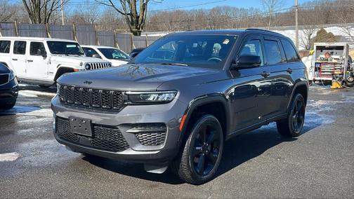 2023 Jeep Grand Cherokee Altitude