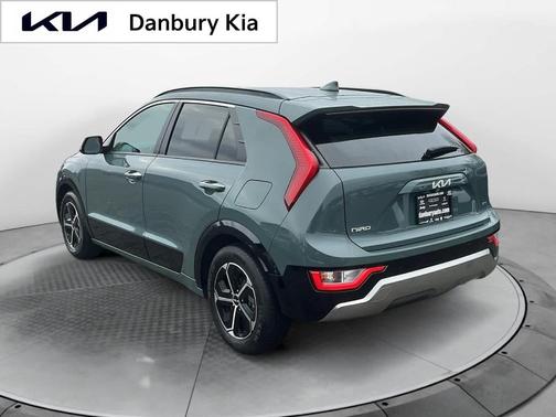 2023 Kia Niro SX