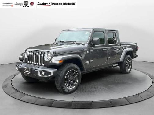 2023 Jeep Gladiator Overland