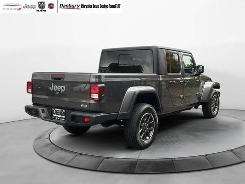 2023 Jeep Gladiator Overland