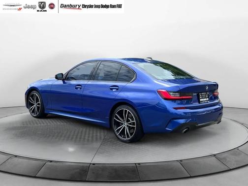 2019 BMW 330 i xDrive