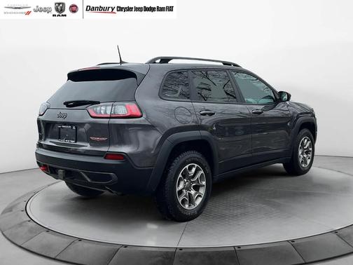 2022 Jeep Cherokee Trailhawk