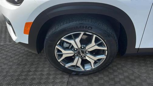 2023 Kia Seltos EX