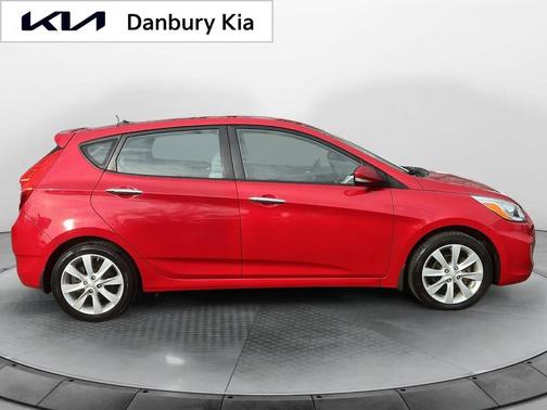 2014 Hyundai Accent SE