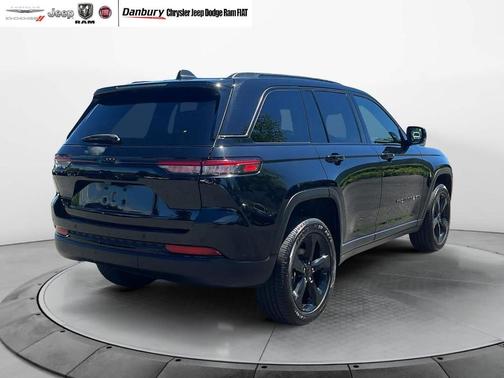 2023 Jeep Grand Cherokee Altitude