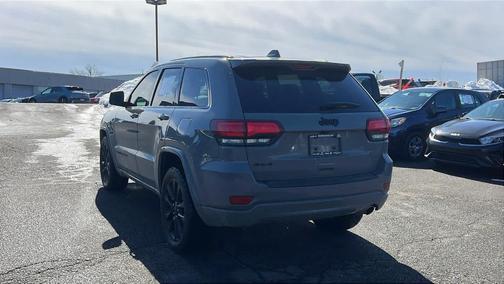 2020 Jeep Grand Cherokee Altitude