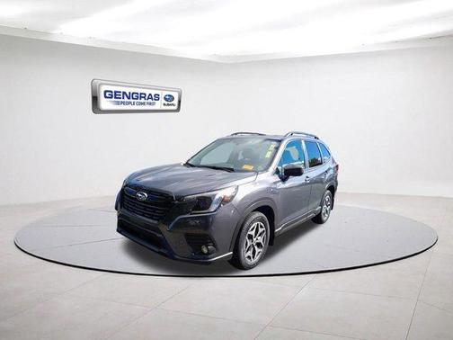 2022 Subaru Forester Premium