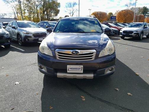 2010 Subaru Outback 2.5i Limited