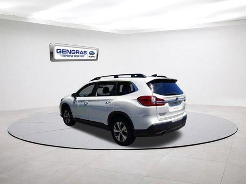 2022 Subaru Ascent Premium 8-Passenger
