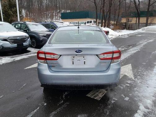 2017 Subaru Impreza 2.0i