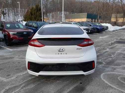 2019 Hyundai IONIQ Plug-In Hybrid Base