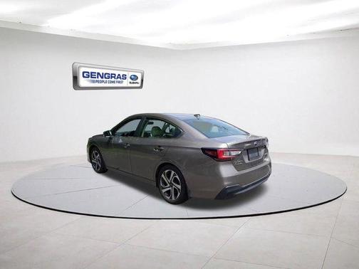 2022 Subaru Legacy Limited