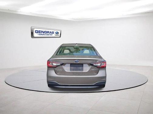 2022 Subaru Legacy Limited
