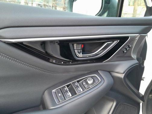 2025 Subaru Outback Limited XT