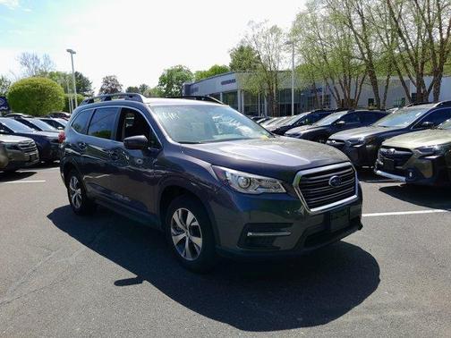 2022 Subaru Ascent Premium 8-Passenger