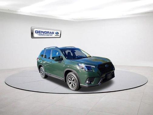 2022 Subaru Forester Premium