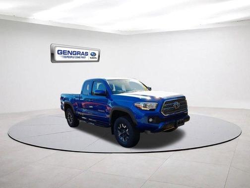 2017 Toyota Tacoma 