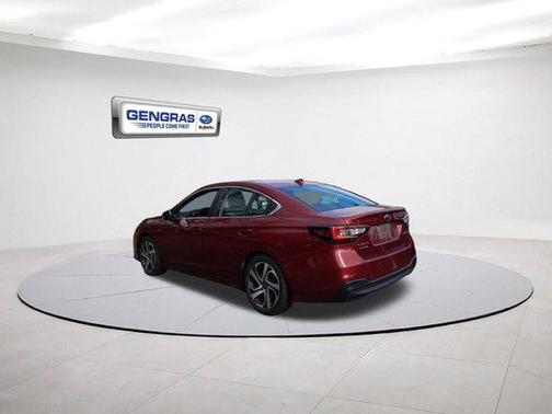 2022 Subaru Legacy 