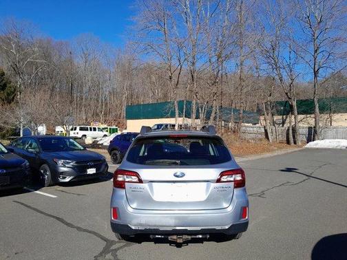 2015 Subaru Outback 2.5i