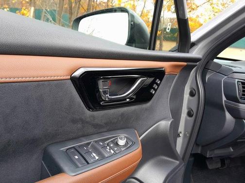 2025 Subaru Forester Hybrid Touring