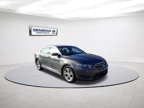 2015 Ford Taurus SEL