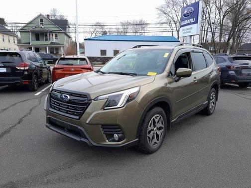 2022 Subaru Forester Premium
