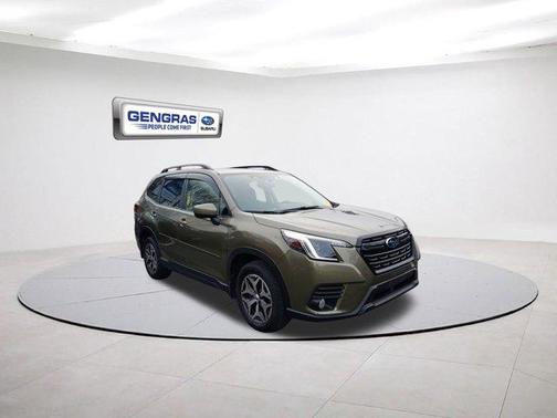2022 Subaru Forester Premium