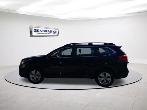 2022 Subaru Ascent Base 8-Passenger