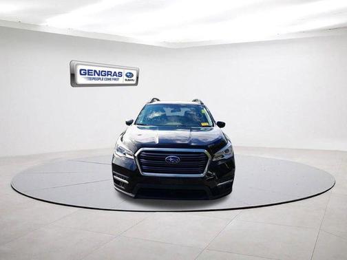 2022 Subaru Ascent Base 8-Passenger