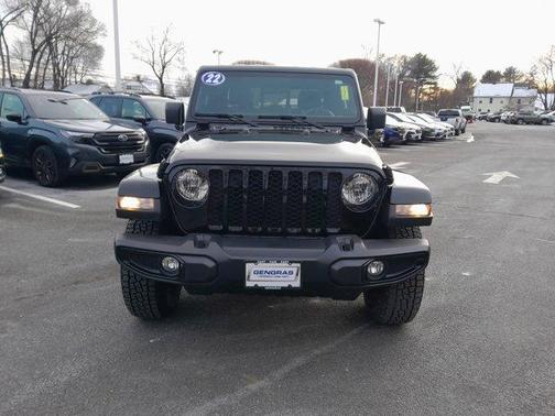 2022 Jeep Gladiator Sport