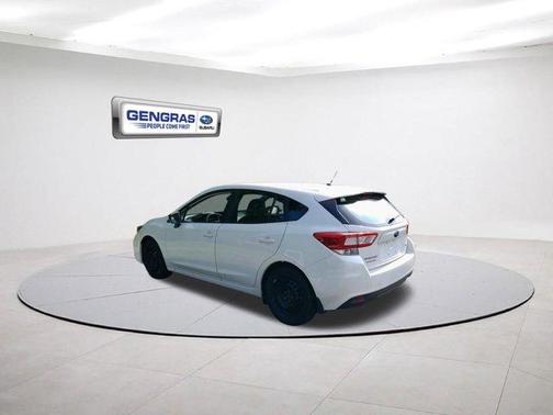 2019 Subaru Impreza 2.0i