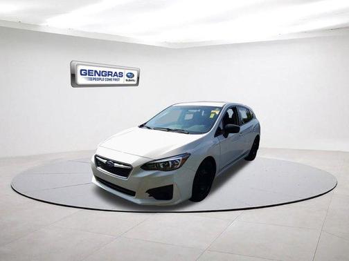 2019 Subaru Impreza 2.0i