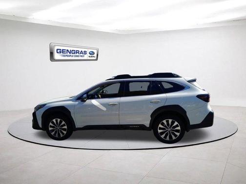 2024 Subaru Outback Touring XT