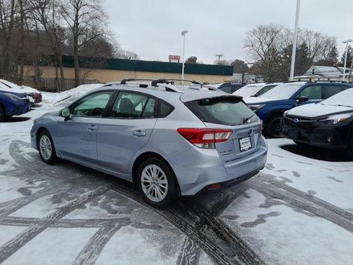 2018 Subaru Impreza 2.0i Premium