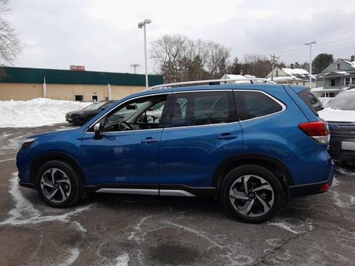2023 Subaru Forester 2.5i Touring