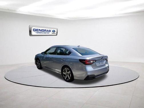 2022 Subaru Legacy Limited XT