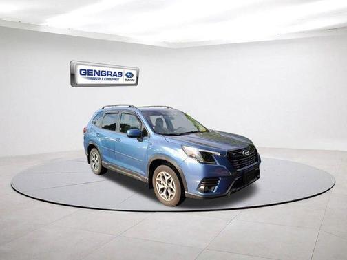 2023 Subaru Forester Premium
