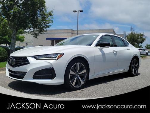 Platinum White Pearl 2025 Acura TLX Technology
