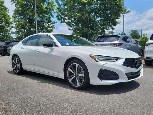 Platinum White Pearl 2025 Acura TLX Technology