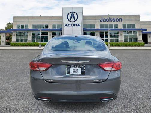 2016 Chrysler 200 S