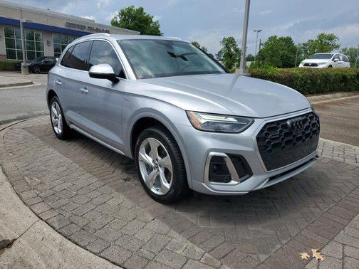 2022 Audi Q5 45 S line Premium Plus