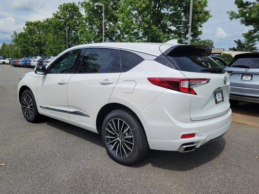 Platinum White Pearl 2026 Acura RDX Advance Package