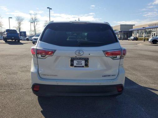 2016 Toyota Highlander Limited