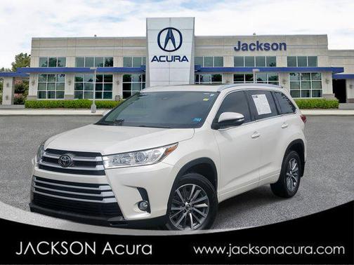2018 Toyota Highlander SE