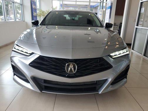 2025 Acura TLX Technology