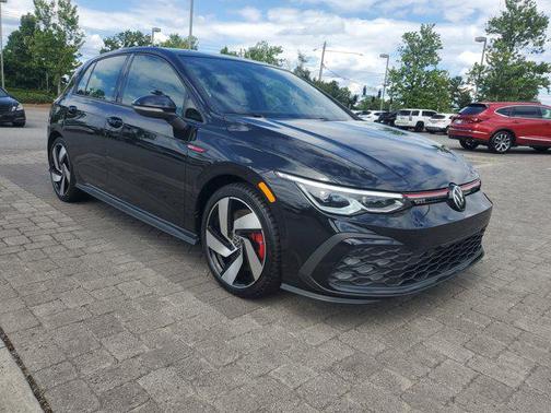 2023 Volkswagen Golf GTI 2.0T SE DSG
