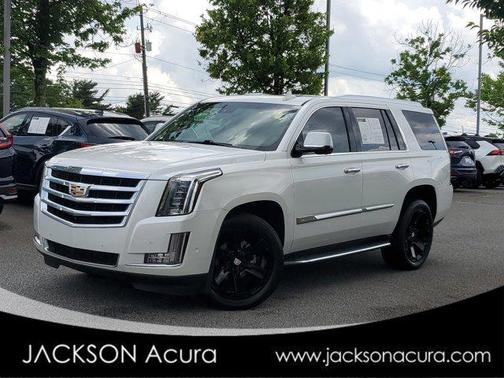 2017 Cadillac Escalade Luxury