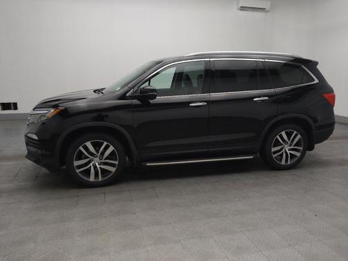 Black 2017 Honda Pilot Elite